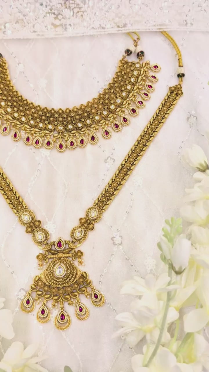 Sakshi Pure Kundan Antique Gold Bridal Set