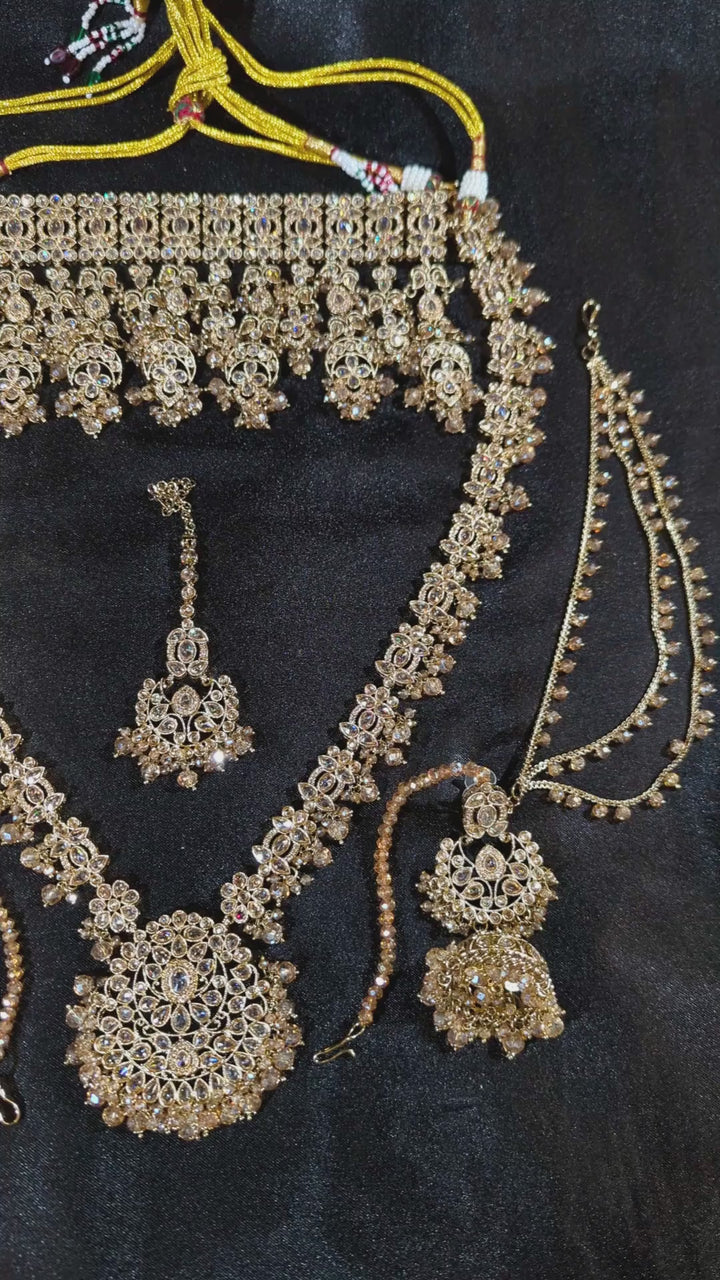 Anvika Polki Bridal  Full Set