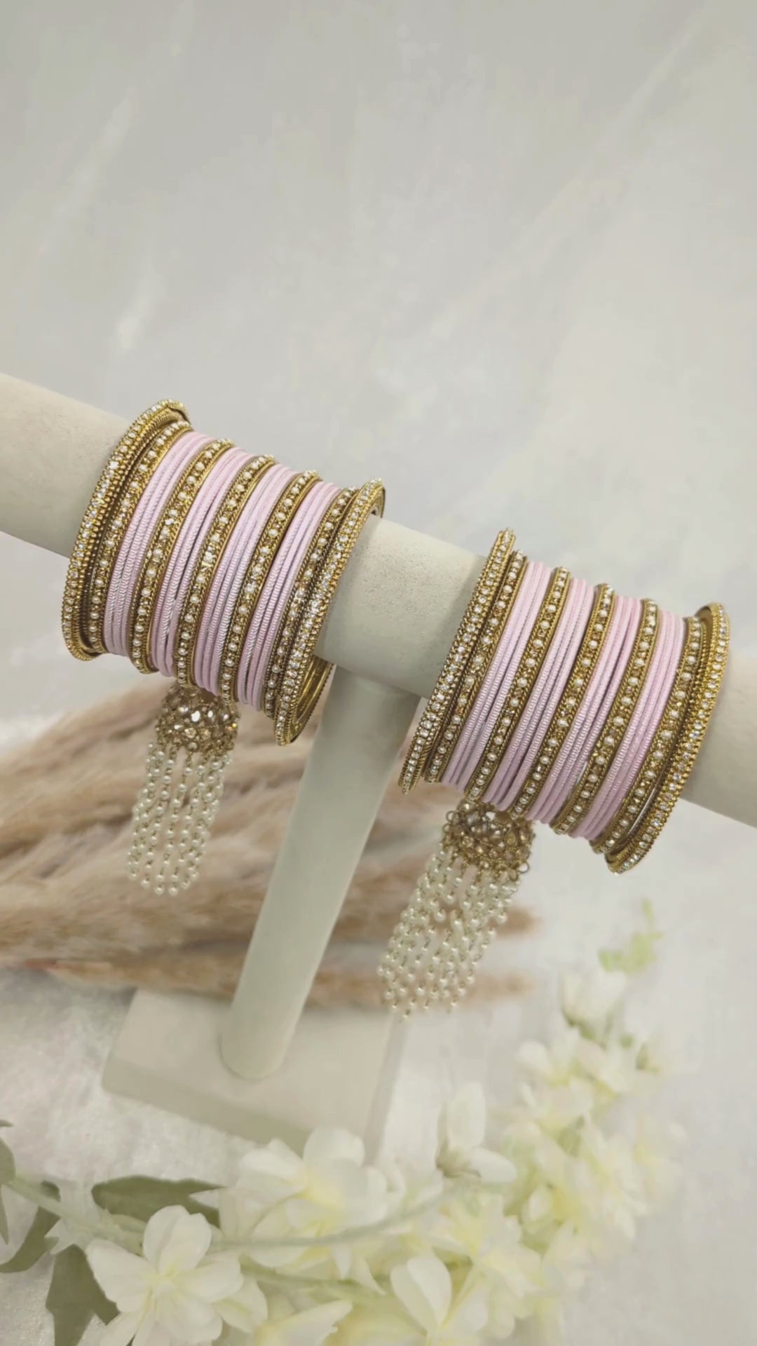 Siya Jhumka Stone Bangles