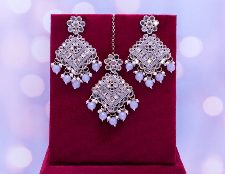 Malini Earrings with Tikka