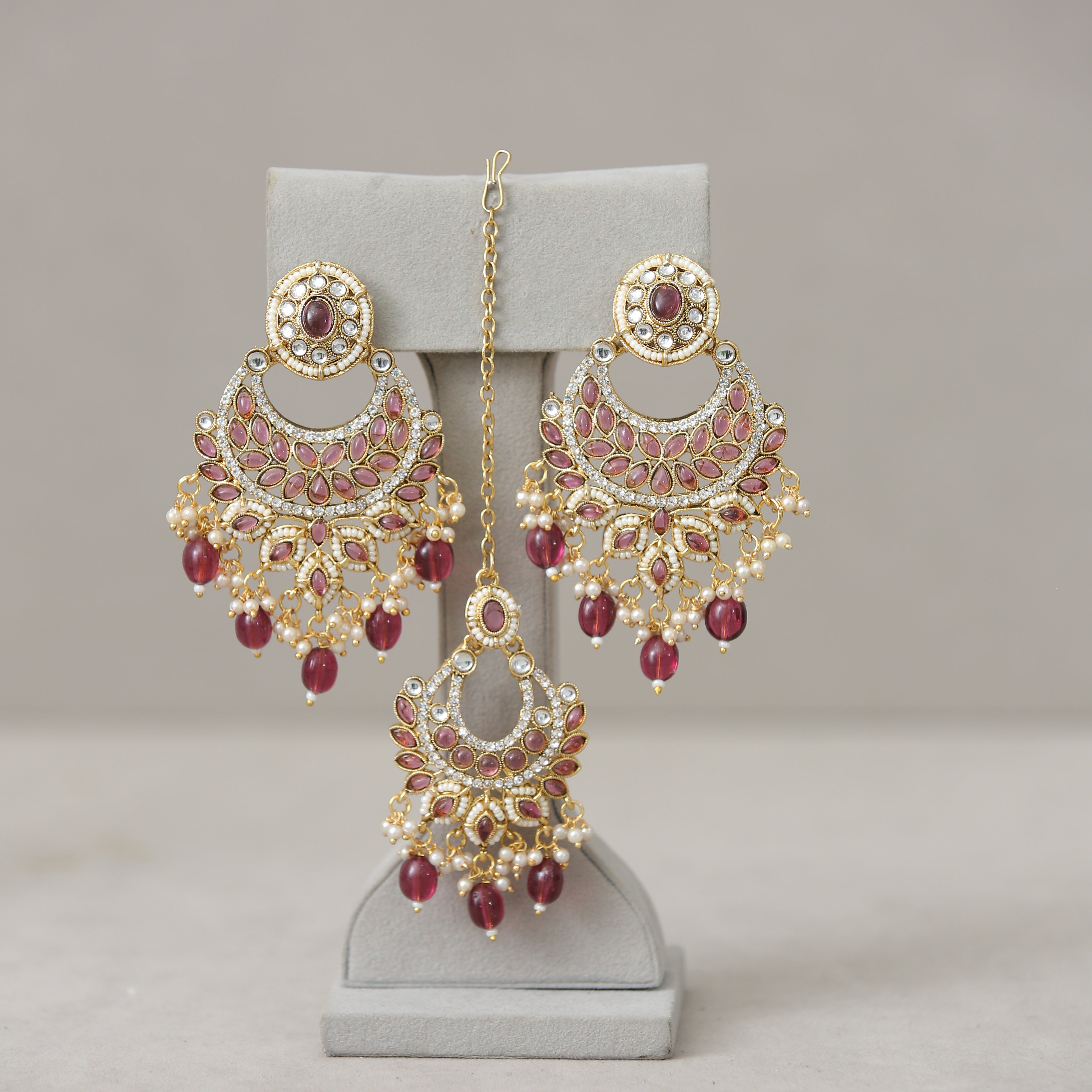 Usha Kundan Earrings With Tikka