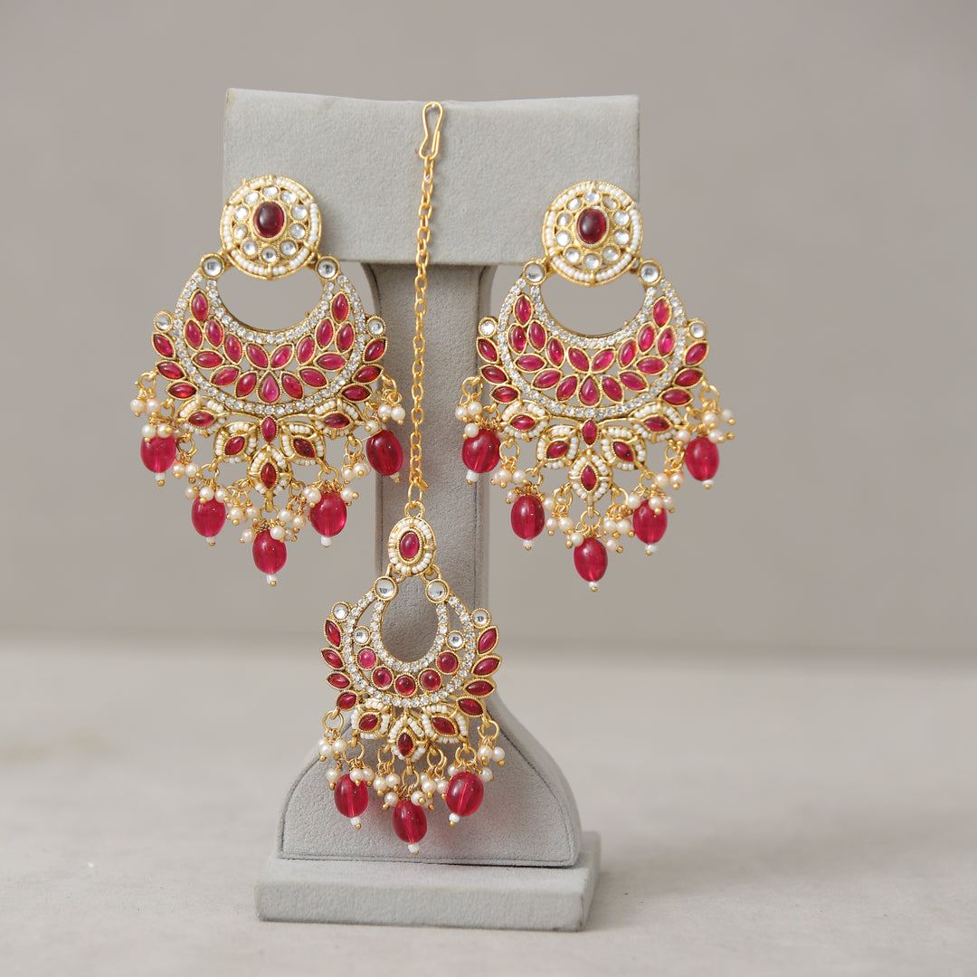 Usha Kundan Earrings With Tikka