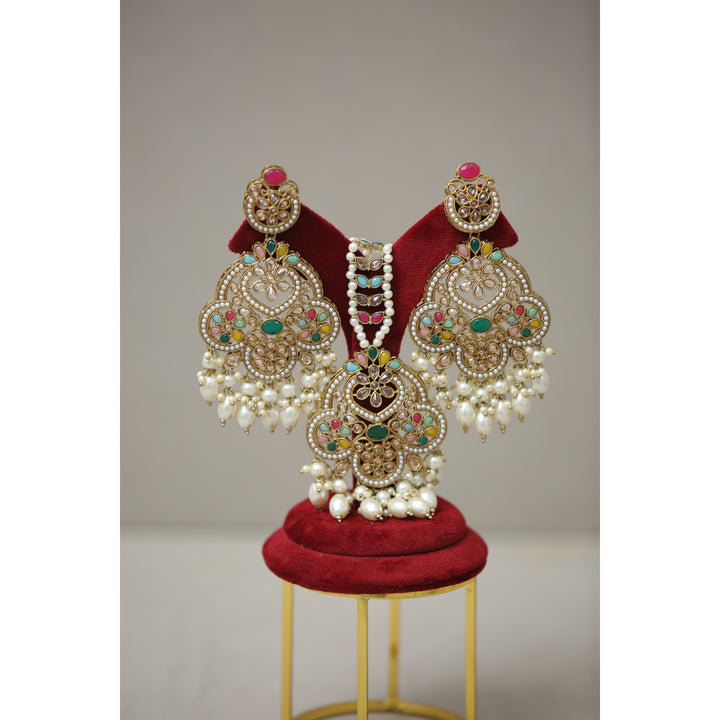 Archana Polki Earrings With Tikka