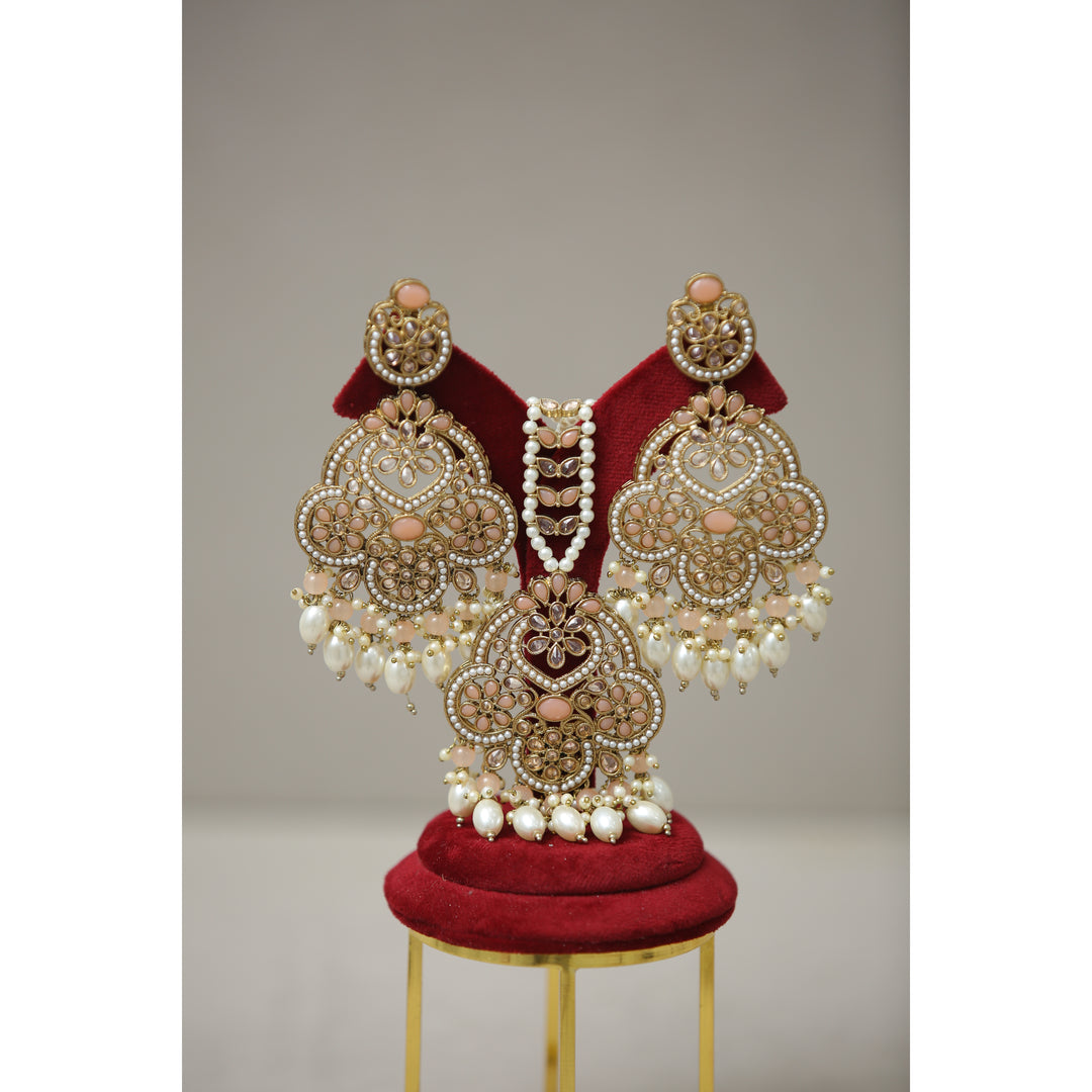 Archana Polki Earrings With Tikka