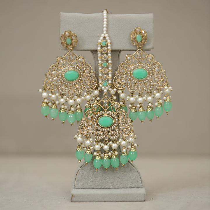 Aarushi Polki Earrings With Tikka