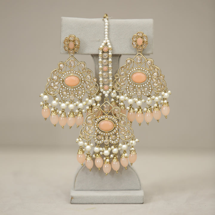 Aarushi Polki Earrings With Tikka