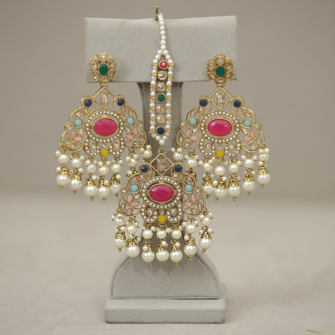 Aarushi Polki Earrings With Tikka