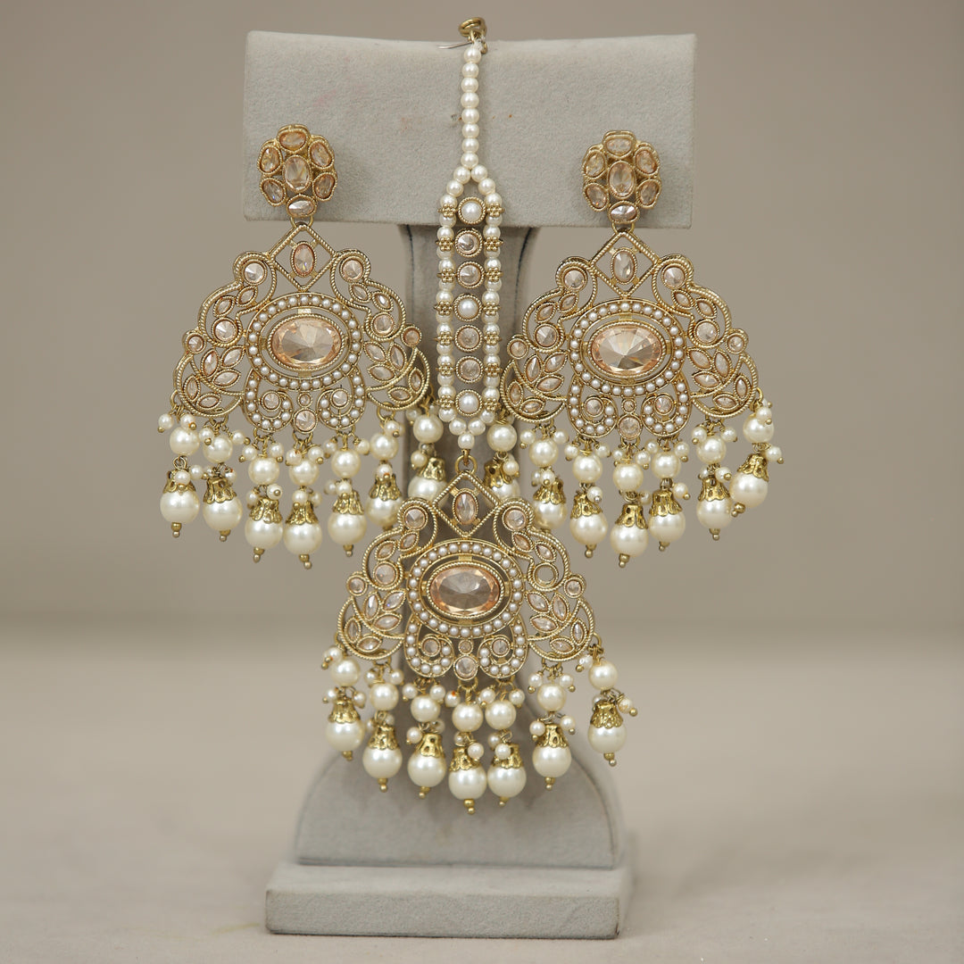 Aarushi Polki Earrings With Tikka