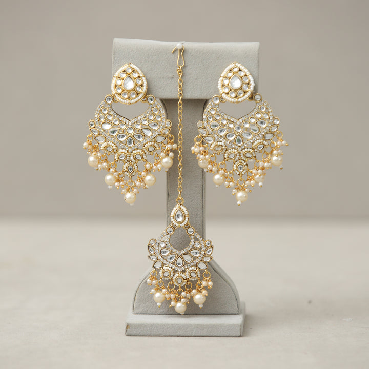 Meher Kundan Earrings And Tikka