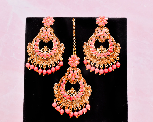 Aarti Earrings with Tikka