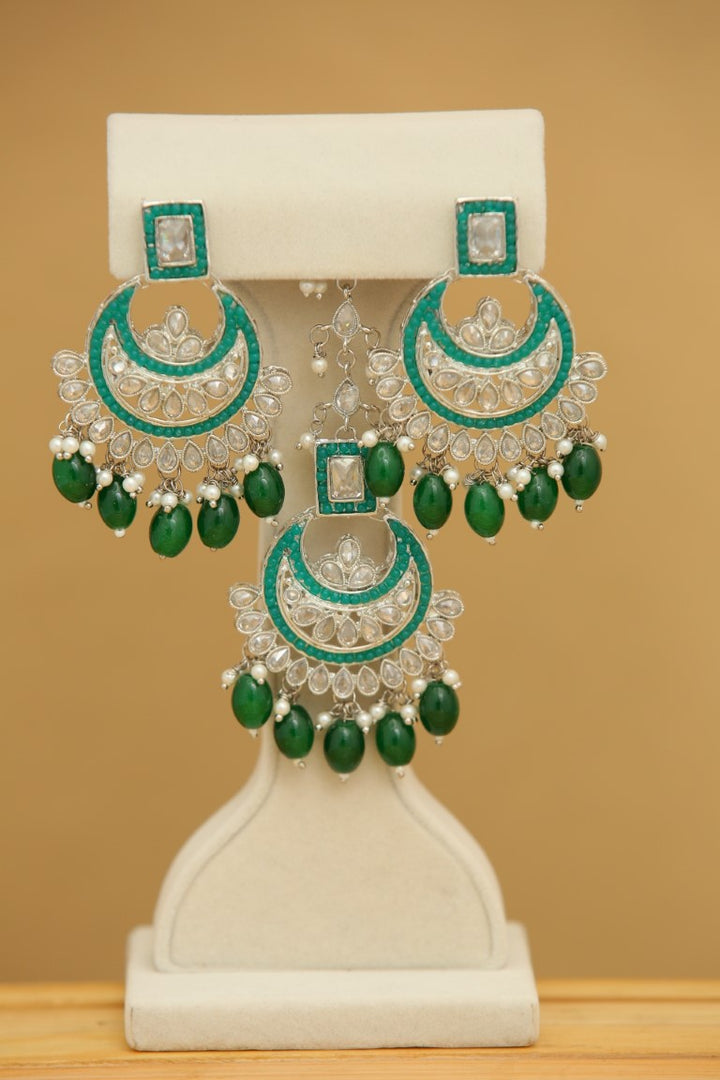 ARADHANA EARRINGS WITH TIKKA