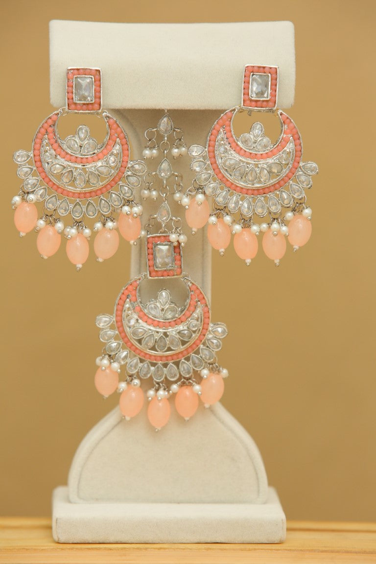 ARADHANA EARRINGS WITH TIKKA