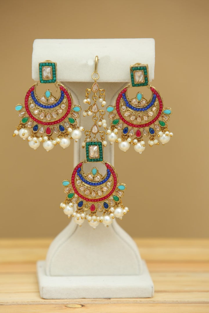 JANISHA EARRINGS WITH TIKKA