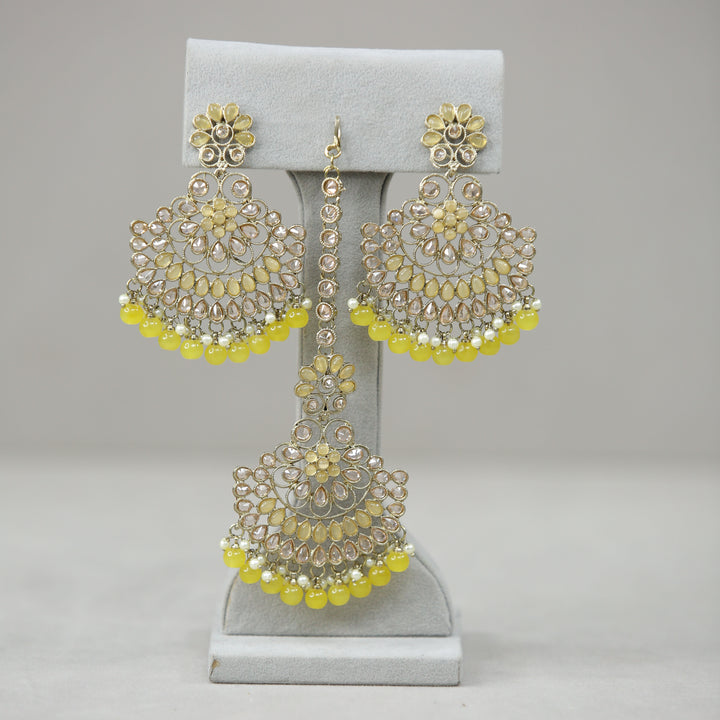 Radha Polki Earrings With Tikka