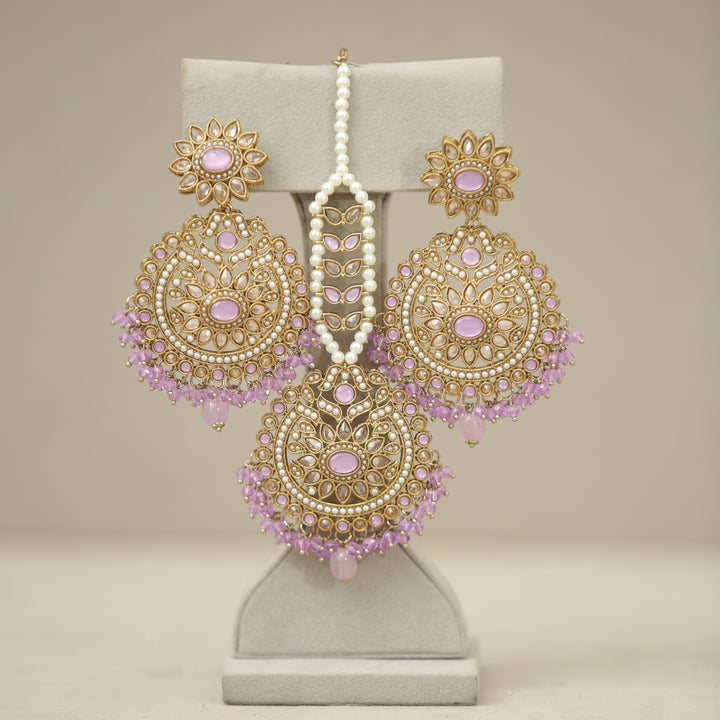 Divy Polki Earrings With Tikka